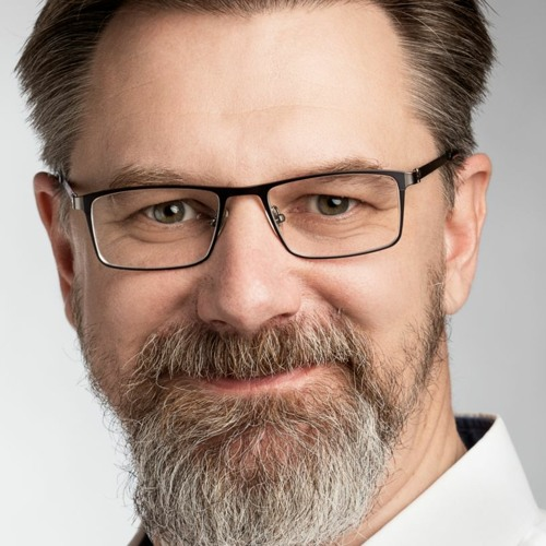 Obrázek epizody Pavel Minář na volné noze krize—nekrize: O podnikání s Google G Suite a natáčení videí v home-office