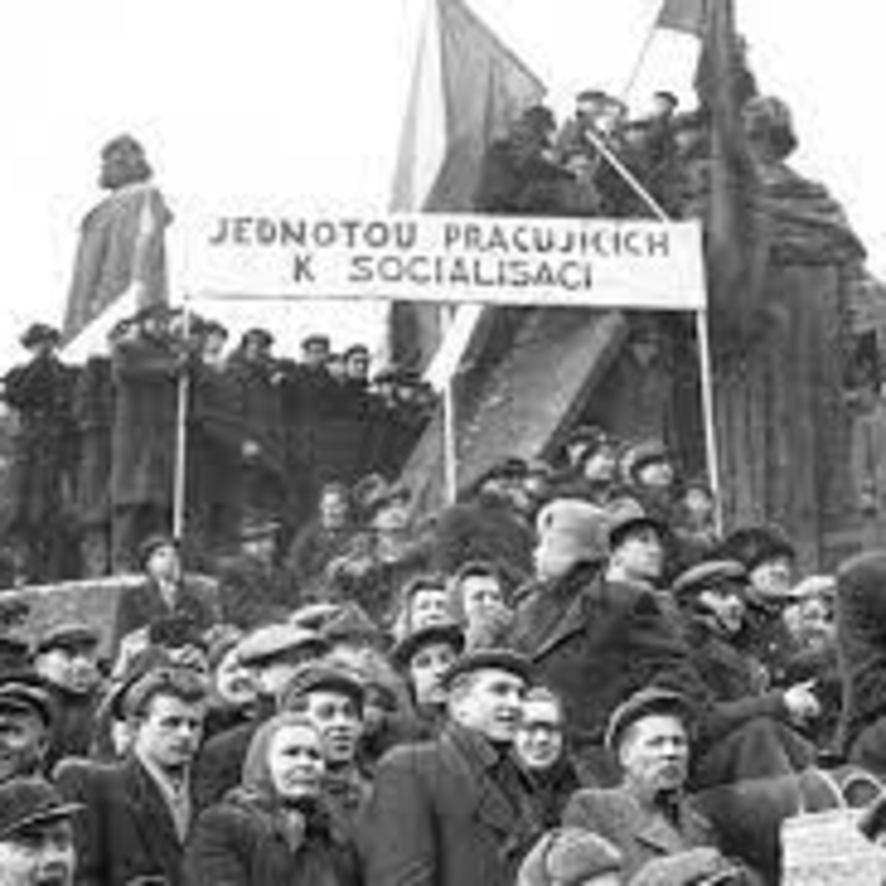 Obrázek epizody 75 let od Února