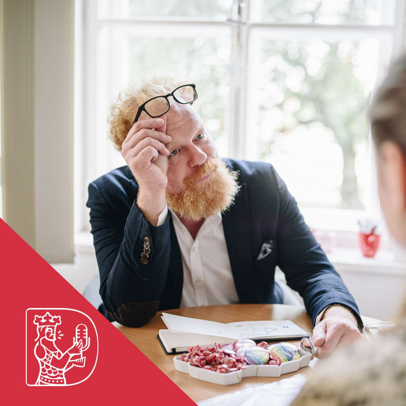 Obrázek epizody Tomáš Sedláček: U mě je těžké poznat, jestli pracuju, nebo se bavím