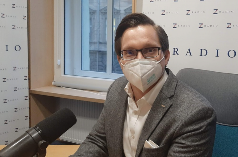 Pokud zavřeme průmysl, budou to nejdražší Velikonoce v historii, říká ekonom a analytik Štěpán Křeček