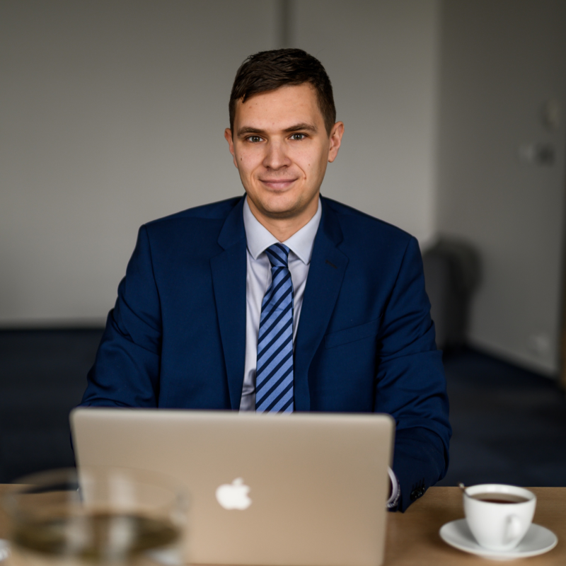 Obrázek epizody Právo v kostce #15 - Roman Tomek - SW a GDPR