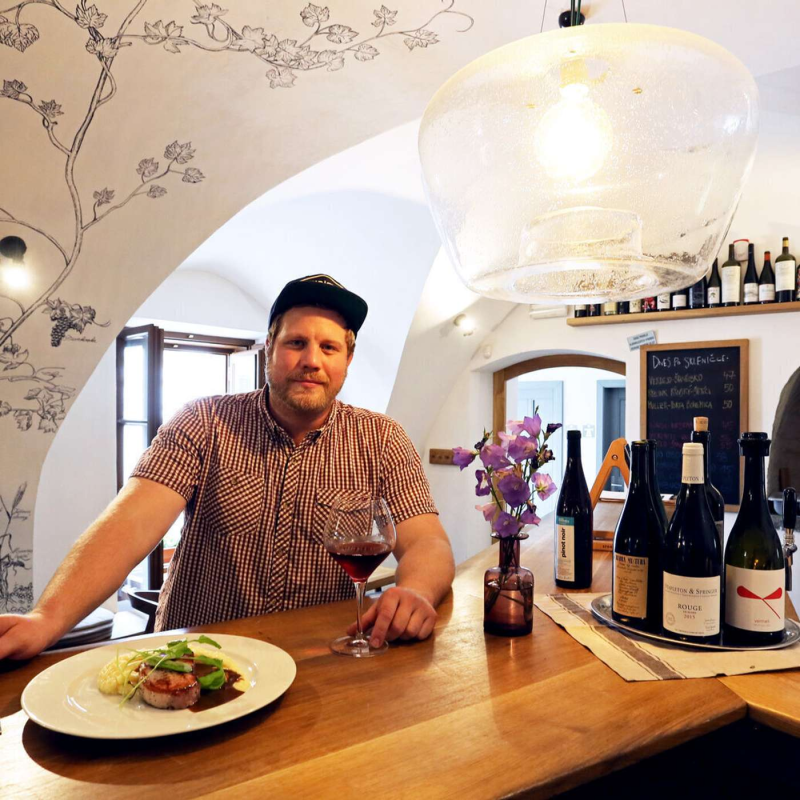 Obrázek epizody Taste of Prague Czech Podcast, Ep 6 - Jan Čulík o provozování táborského Thiru