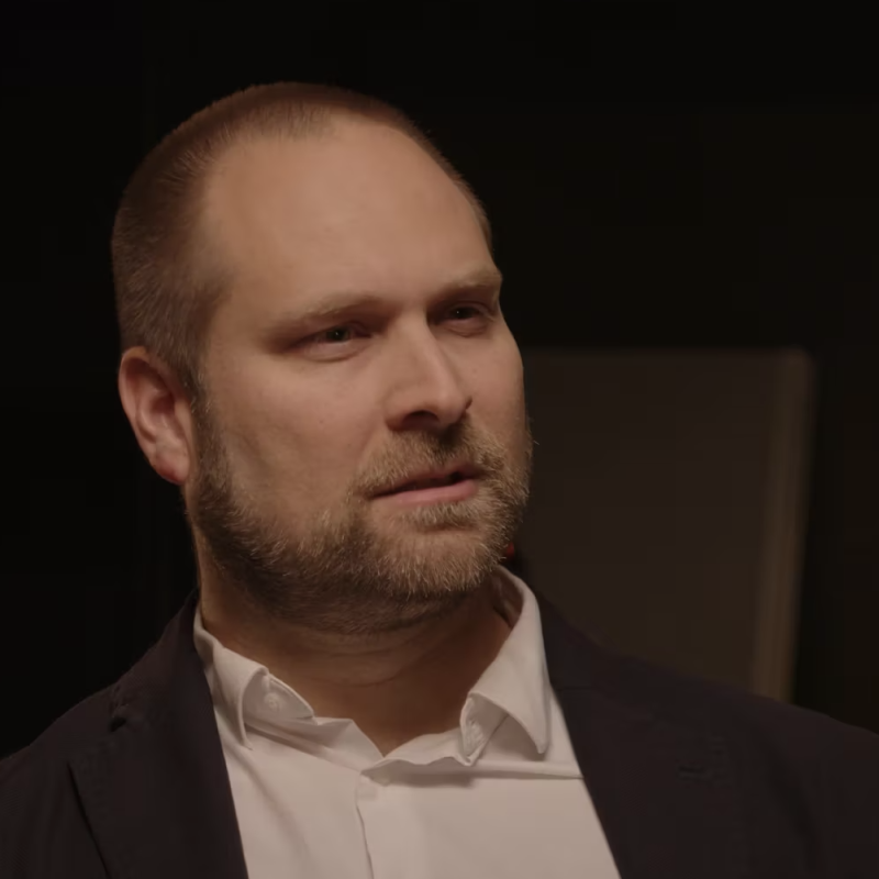 Obrázek epizody Antonín Lupíšek: Dekarbonizaci stavebnictví pomohou obnovitelné zdroje i recyklace stavebního odpadu.