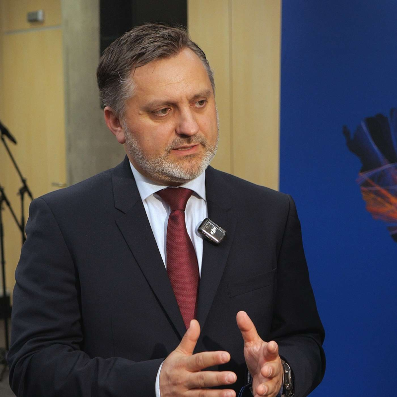 Obrázek epizody Český ekonomický model je na hraně. Je za minutu dvanáct, zní od podnikatelů