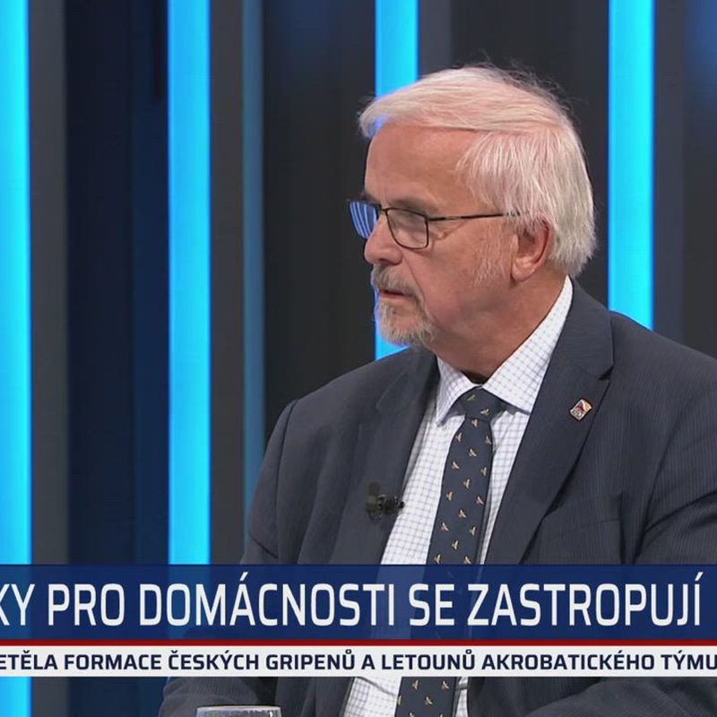 Obrázek epizody Jsme šampioni a já jsem hrdý, hlásal Jakob. Tak maximálně šamponi, kontroval Nacher