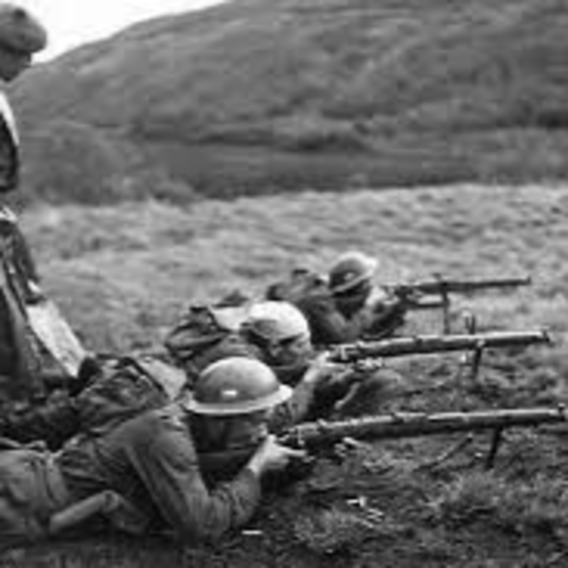 Obrázek epizody Legionáři, výsadkáři nebo lampasáci?