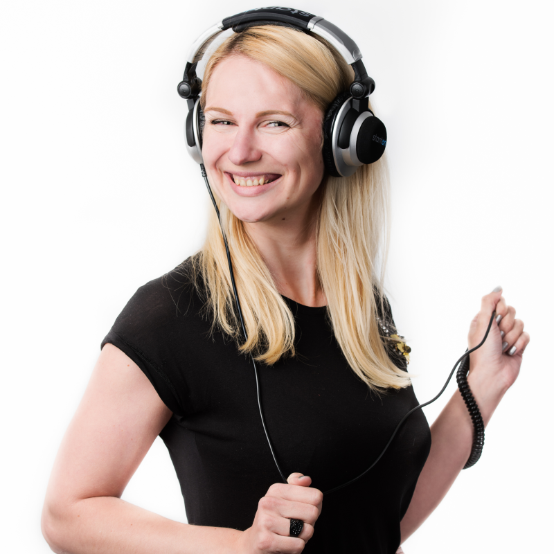 Obrázek epizody Představujeme: DJane Olliie, happy lady