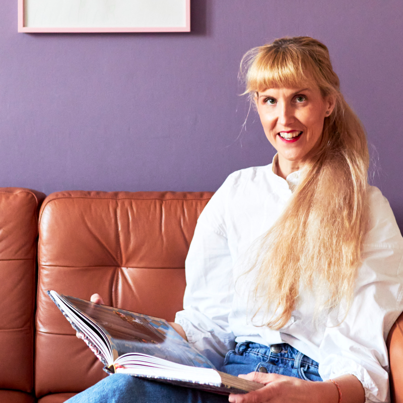 Obrázek epizody 26. díl. S Adélou Lipár Kudrnovou o práci interiérového designéra a celoživotní fascinací Skandinávií