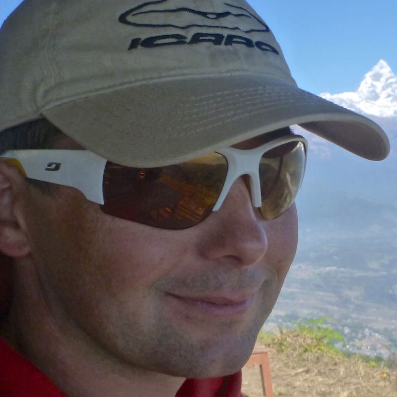 Obrázek epizody #11 - Slávek Tmej - "Důležité je létat zadkem!"