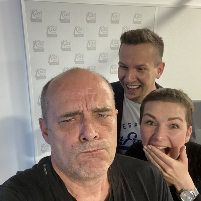 Obrázek epizody YESMAN  - Jde kůň...