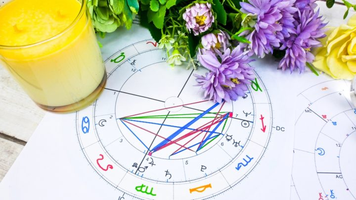 Obrázek epizody HOROSKOPY: Raci, jistá osoba se pokusí dostat blíže k vašemu srdci. Je na vás, s jakými pocity to registrujete