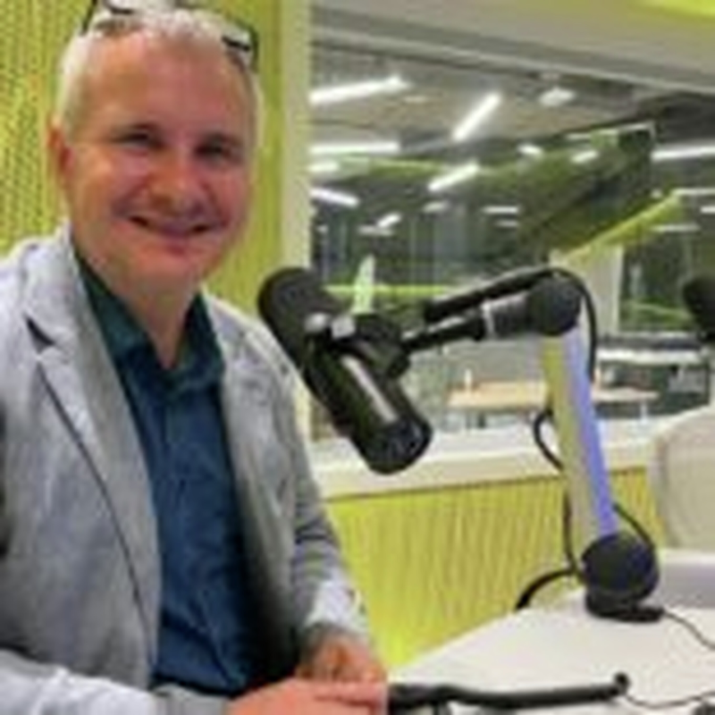 Obrázek epizody Petr Casanova: Spousta lidi toxické vztahy tají. Často se za to stydí, že v něčem takovém žijí