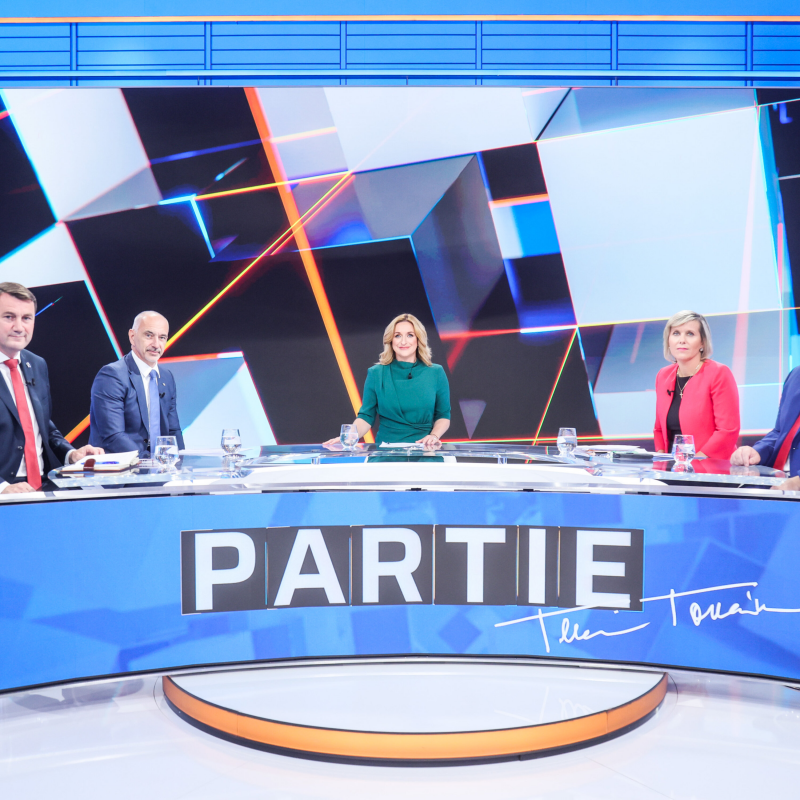 Obrázek epizody Politická debata s Vildumetzovou, Hrnčířem, Kubou a Půtou: Jak stát pomůže lidem s drahými energiemi?