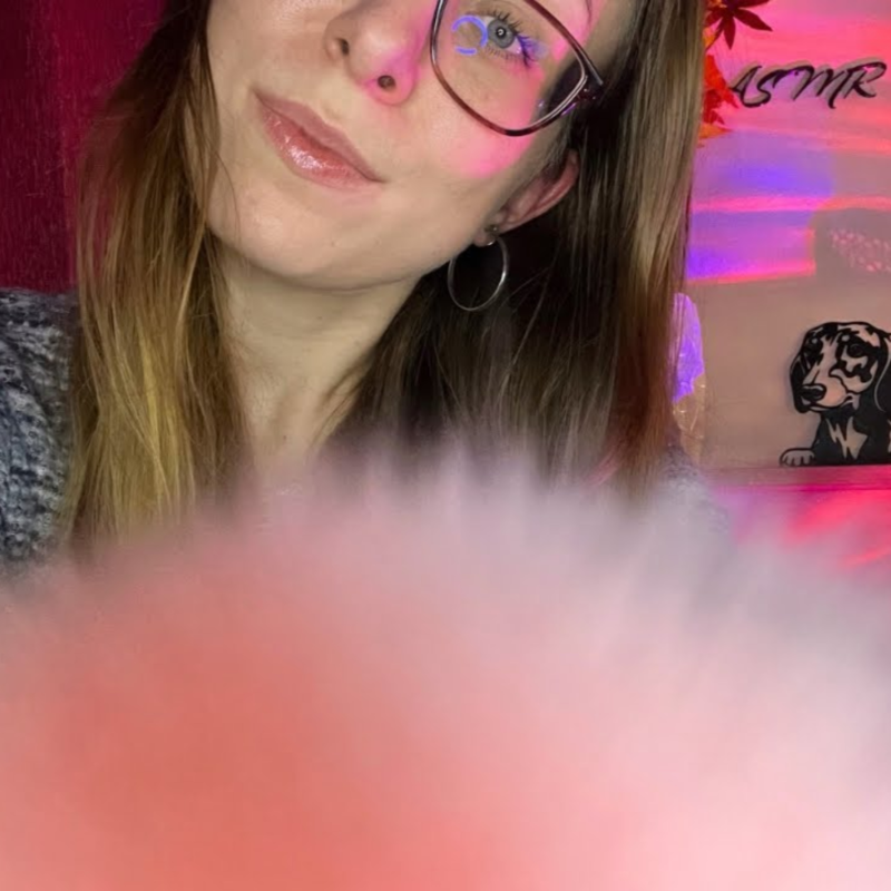 Obrázek epizody ASMR Hypnotic Face & Mic Brushing (CZ)