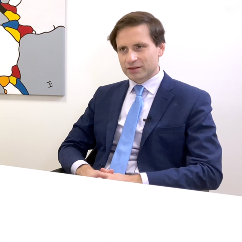 Obrázek epizody Hypotéky k pěti procentům, inflace k osmi, varuje člen Národní ekonomické rady vlády