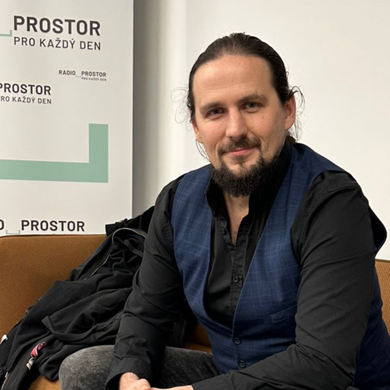 Obrázek epizody Majitel V.O.X. TV Petr Kubelík: Influenceři jsou budoucností televizních obrazovek. Bohužel