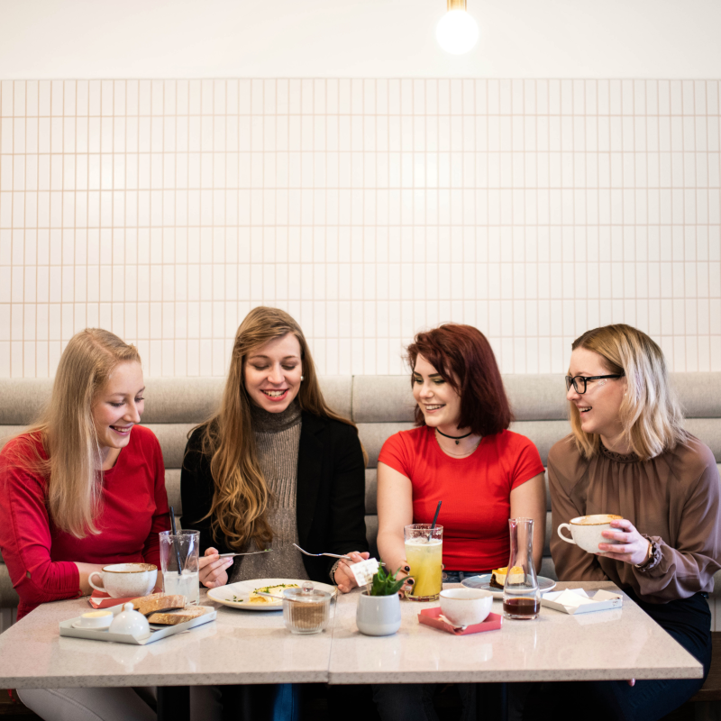 Obrázek epizody My čtyři ex abrupto: alkohol, Tinder a naše moudra