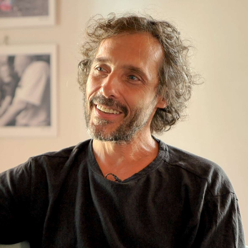 Obrázek epizody Muzikant MARTIN MAOK TESÁK: "Mít sílu pohlédnout pravdě do očí."