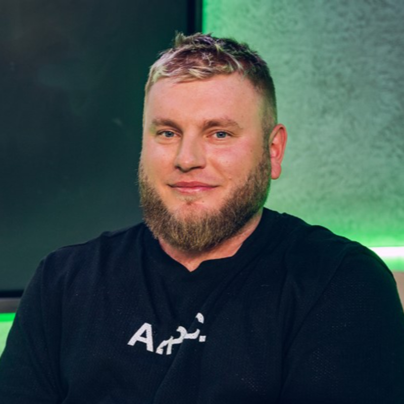 Obrázek epizody Radim Střelka: Nejvíce věcí se u natáčení člověk naučí na place. / NFN Talks / 21. 4. 2023