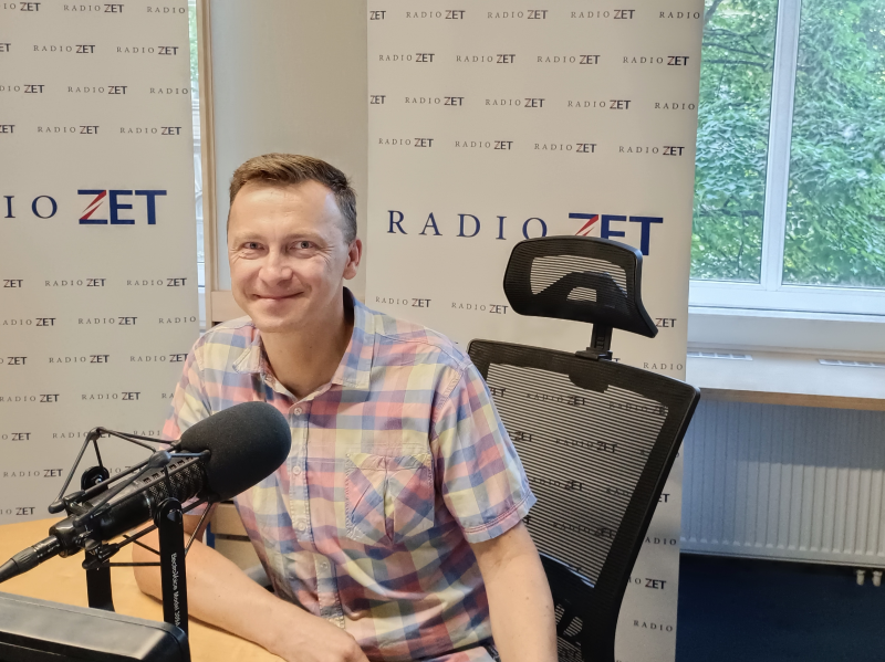 Obrázek epizody Jedním z našich základních úkolů je nejenom památky prezentovat veřejnosti, ale primárně je chránit, říká kastelán Karlštejna Lukáš Kunst