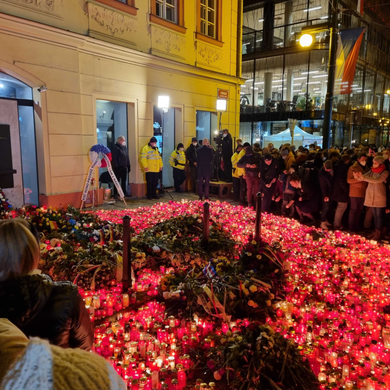 Obrázek epizody Vzpomínky na listopad 89: Kocáb, Prokop a Miler o sametové revoluci. A jak reagoval na zvěsti o smrti studenta jeho otec?