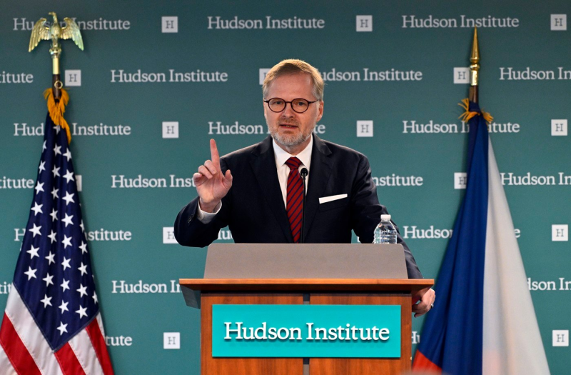 Obrázek epizody Fiala v USA: Prosazování pomoci pro Ukrajinu se Česku může v budoucnu vyplatit