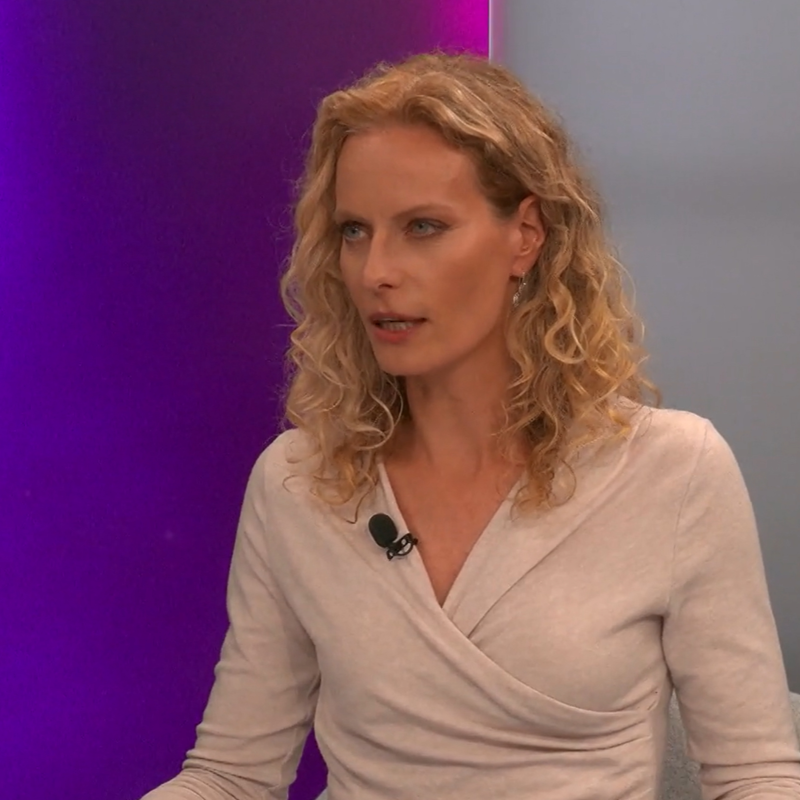 Obrázek epizody Kristina Kloubková: Vykládám karty, ale myslím, že by se to nemělo brát tak vážně. / 11. 10. 2022