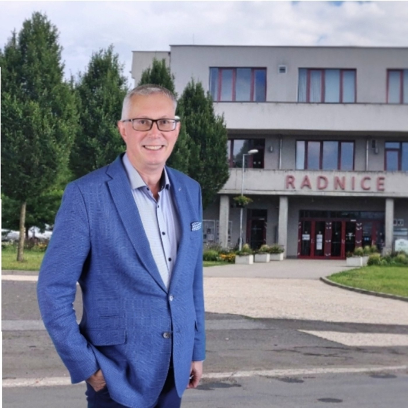 Obrázek epizody Rozhovor - Milan Pour, starosta města Milovice, 21.10.2024