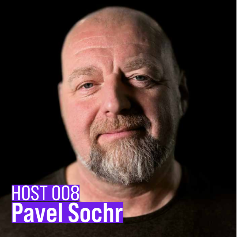 Obrázek epizody Pavel Sochr, HOST 008