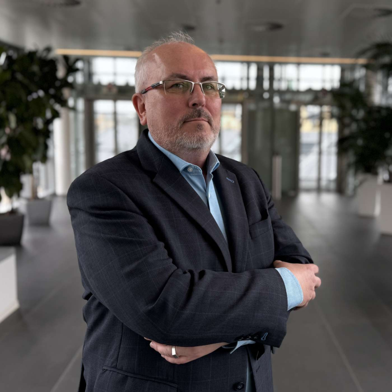 Obrázek epizody Dufek (Banka CREDITAS): Žijeme v nejisté, emocionální a nevypočitatelné době. Možná to Trumpovi nakonec vyjde