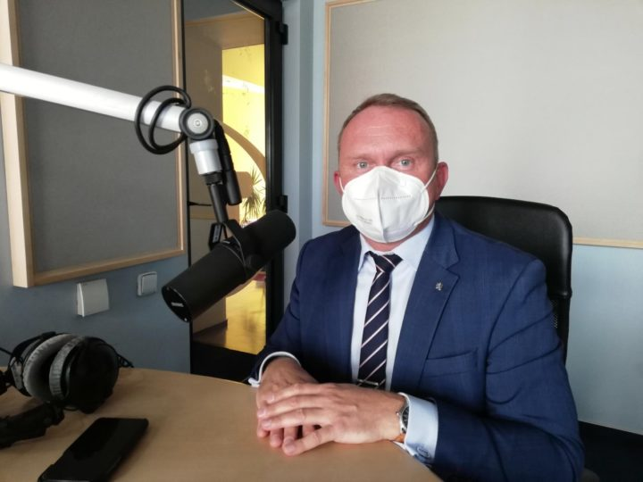 Obrázek epizody Miloš Zeman pozve po večeři německého prezidenta na doutník, řekl v Press klubu Vladimír Kruliš