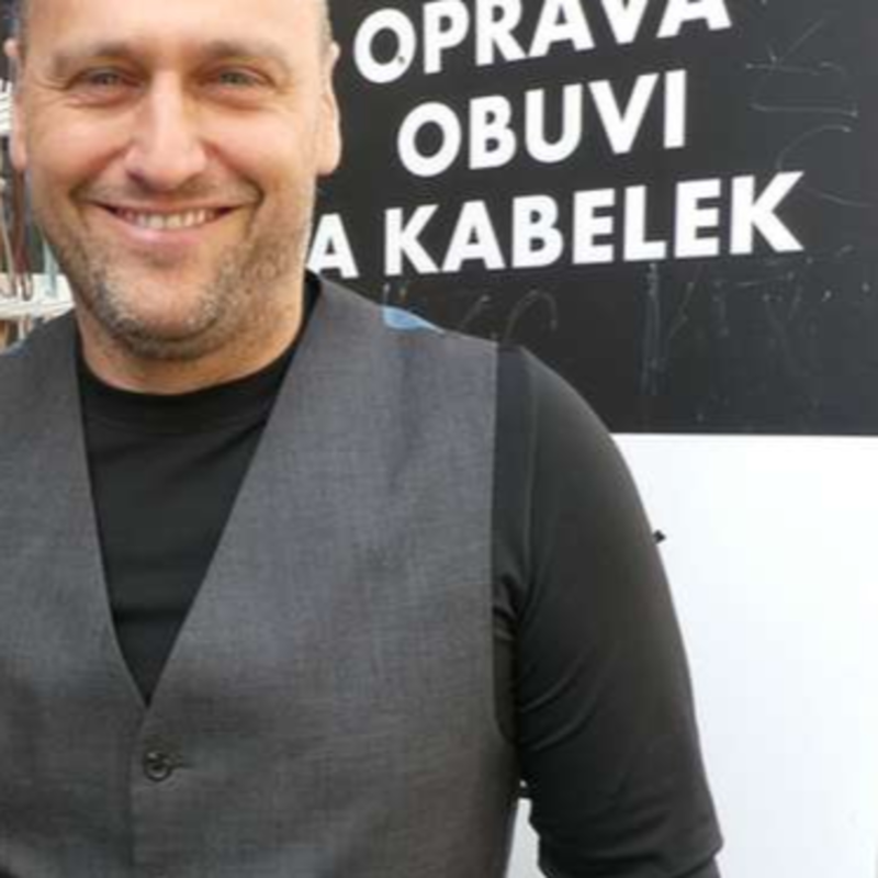 Obrázek epizody Řemeslo má zlaté dno a bude ho mít čím dál víc, říká obuvník Tomáš Valta