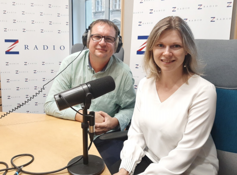 Obrázek epizody Kryścina Šyjanok: Bělorusko teď prožívá události, které jsou v jeho historii unikátní a neopakovatelné. Třeba ženský prvek v demonstracích