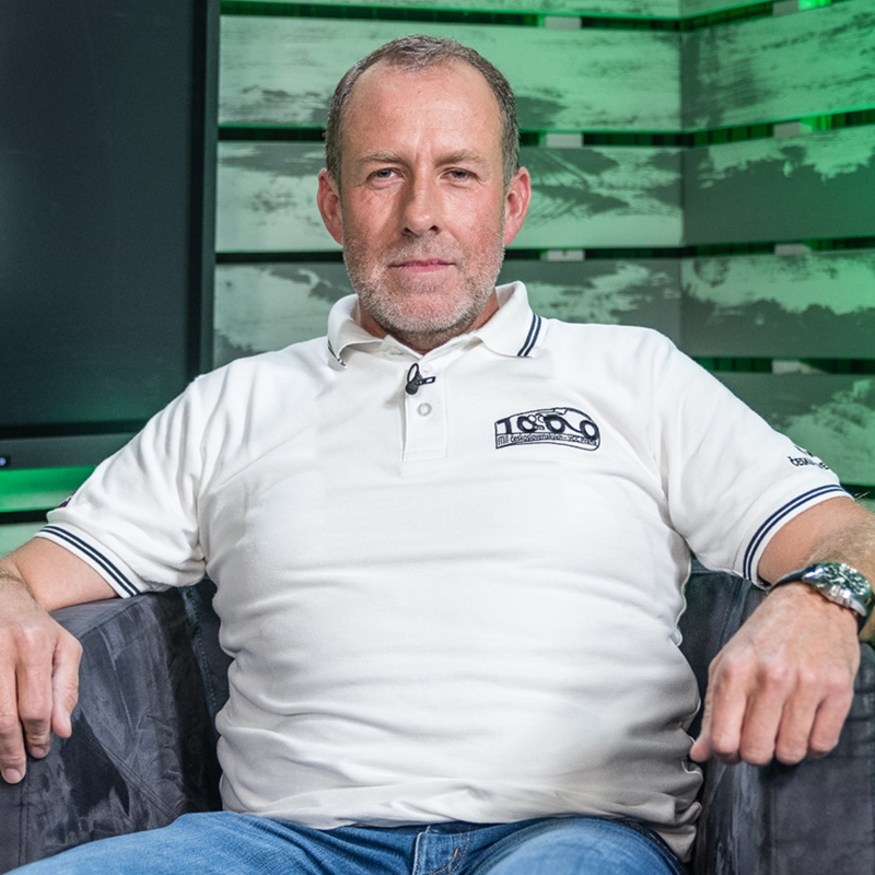 Obrázek epizody Pavel Kroutil: Kde se shání historická vozidla do filmu? / NFN Talks / 18. 11. 2022