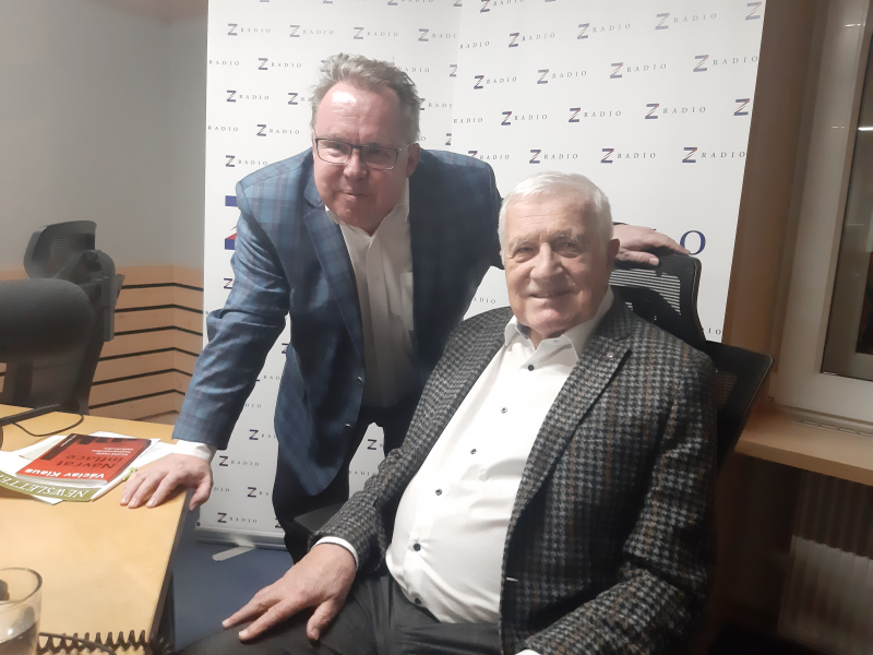 Václav Klaus: Takové deficity mohly být jen v případě války