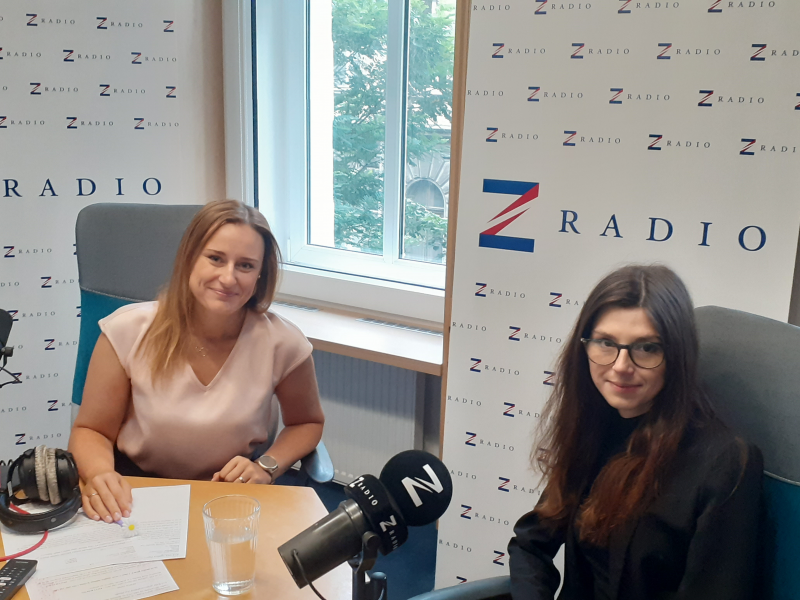 Obrázek epizody Polovina lidí trpí po prodělání covidu neurologickými a spánkovými problémy. Pozorujeme ale pozvolné zlepšování, říká lékařka Dvořáková