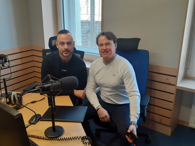 Obrázek epizody Nikdy jsem neměl ambice zpívat sólově, říká tenorista Aleš Briscein