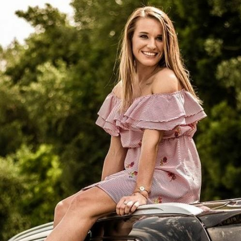 Obrázek epizody Paulína Fialková po včerajších štátniciach chystá dobrodružnú dovolenku!