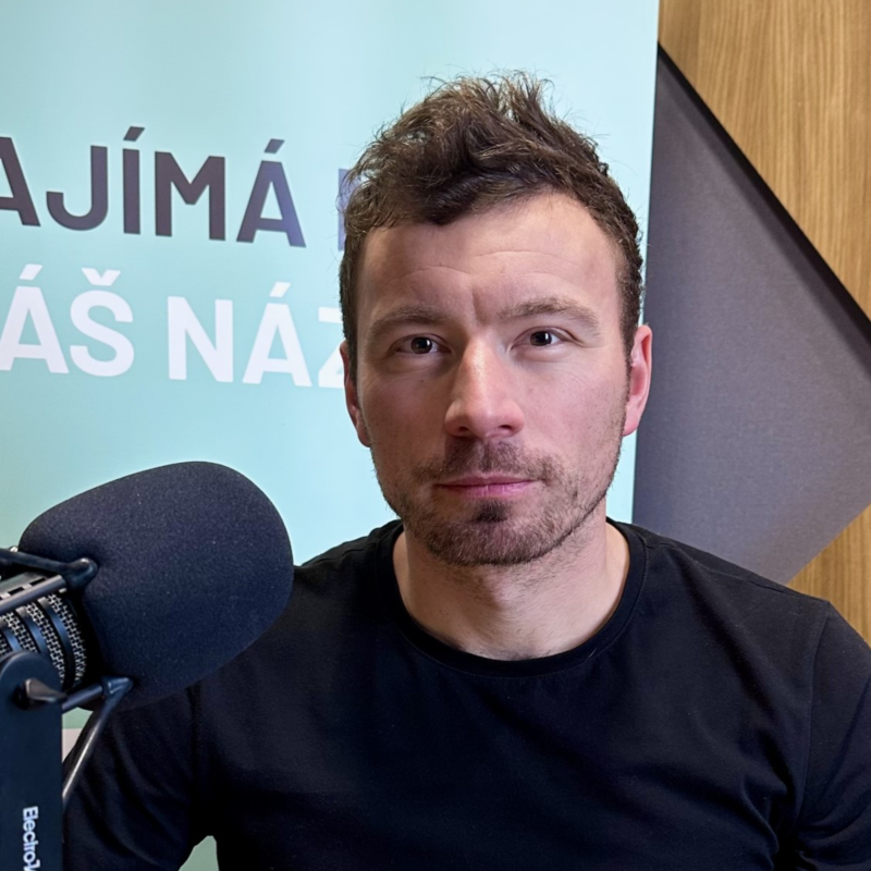 Obrázek epizody Manažer Suchýho února Freimann: Pokud se chlap vožere, je to v pohodě. Ženy ale pijí skrytě. A to je problém