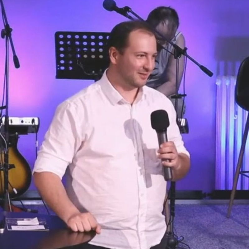 Obrázek epizody Misie v Asii, Filip Mazur