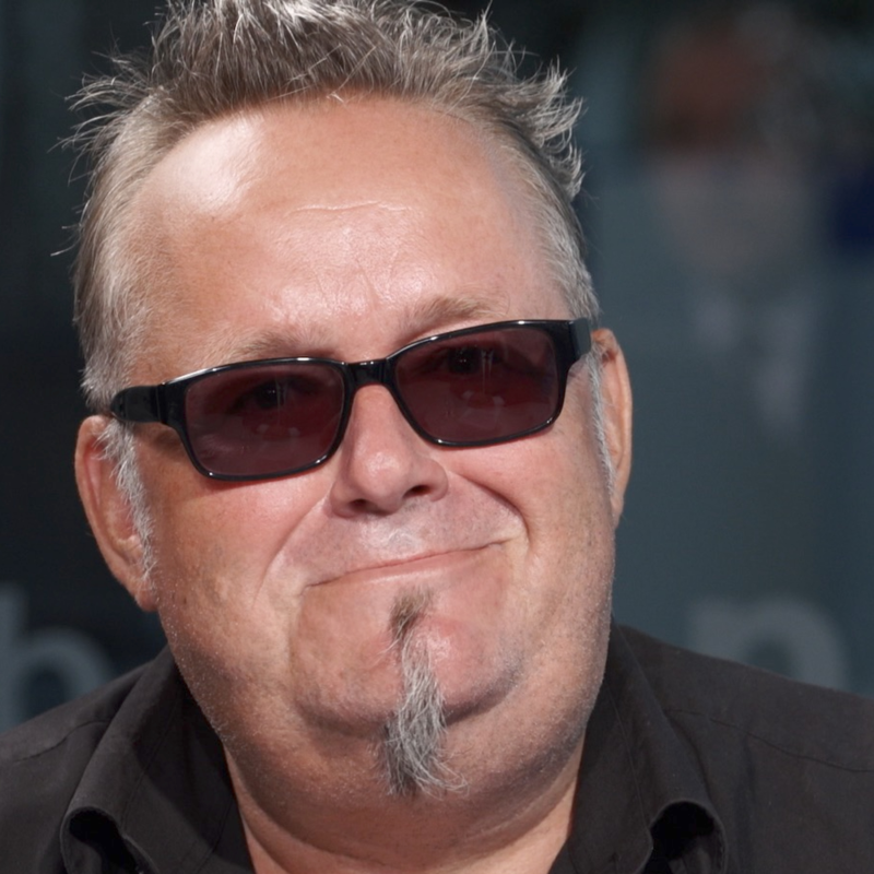 Obrázek epizody Kalina ze Sto zvířat: Jsem stárnoucí rocker bez příjmů. Deru se mezi ty dnešní roztomilouše