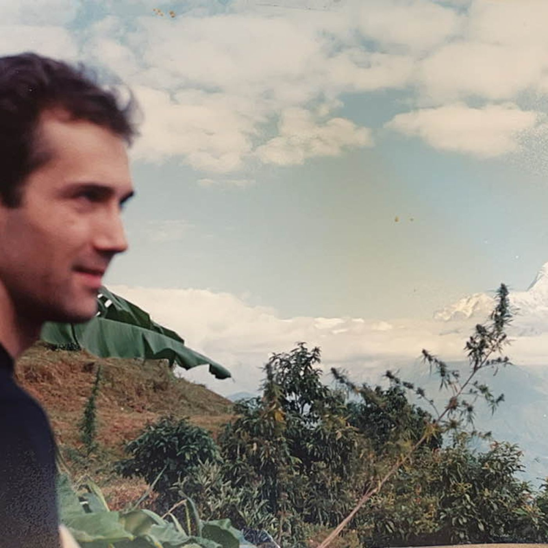 Obrázek epizody Ešus 16/6/2025 Petr, saxofon a Nepál