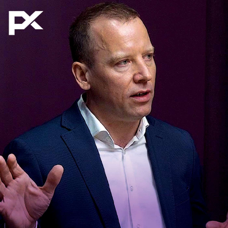 Obrázek epizody Jak fungují kyberpodvody? Popisuje expert, kterému věří stovky milionů uživatelů.