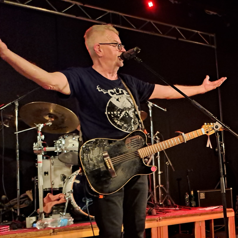 Obrázek epizody TAM - TAM SPECIAL #2: Petr Fiala & Mňága a Žďorp, live in Písek, 24. 3 . 2023