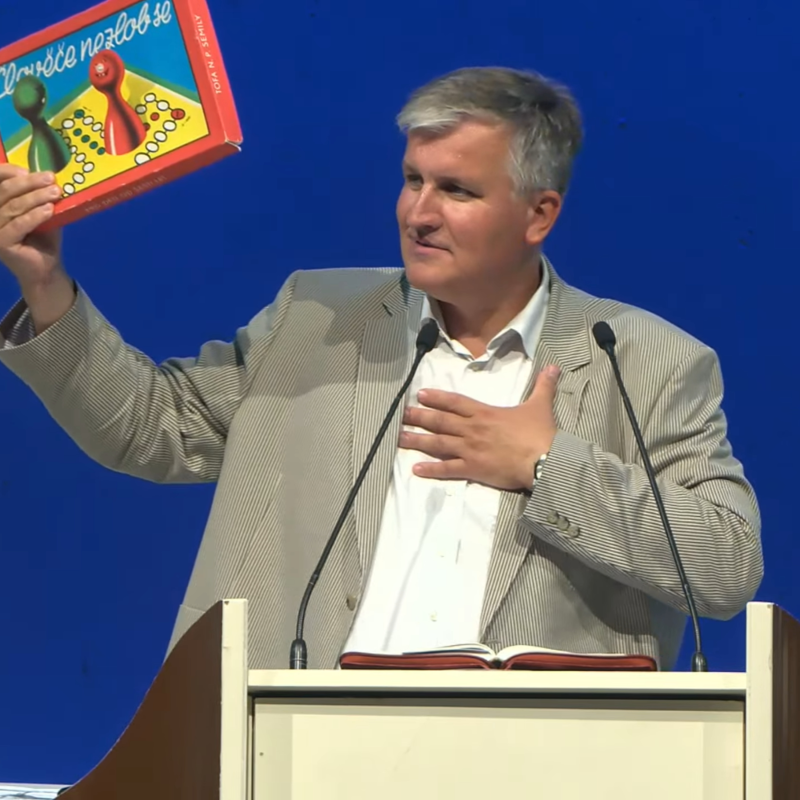 Obrázek epizody Václav Vondrášek • Vidět Bohu do karet, či do srdce