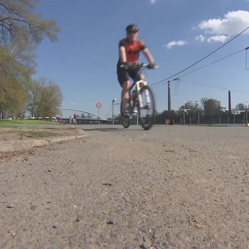 Obrázek epizody Pravidla pro cyklisty (zdroj: CNN Prima NEWS)