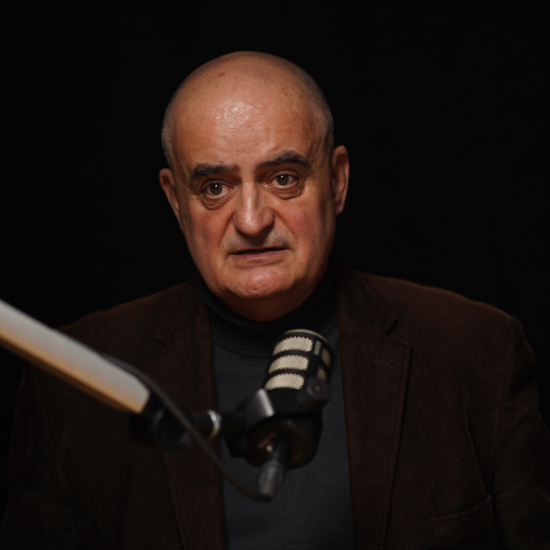 Obrázek epizody Proč mladí padají do závislostí rychleji s adiktologem Petrem Popovem