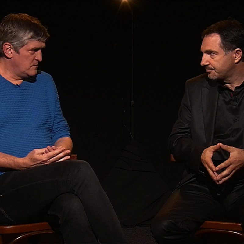 Obrázek epizody .pod lampou: Prečo sériový vrah svedčí o objednanej vražde? Odpovedá advokát Mikuláša Černáka