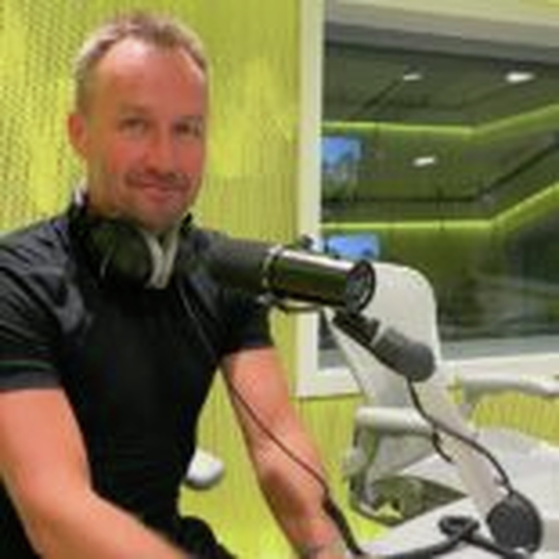 Obrázek epizody Michal Novotný: I čtyři minuty cvičení denně nám mohou pomoci. Cviky je ale dobré měnit