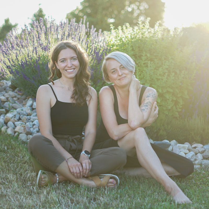 Obrázek epizody O všem s Janou a Bárou | O Přírodní lékárně, TČM, nemocích, menstruaci, psychice a dalším